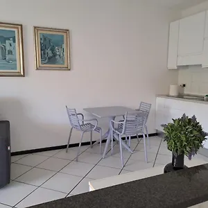 Il Porto 21&13 , Porto Azzurro Italia