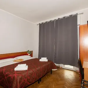 villa-gioia-milan.italymilanhotels.net/