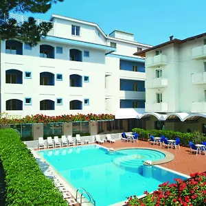 hotel-ricchi.riccione-hotels.org/